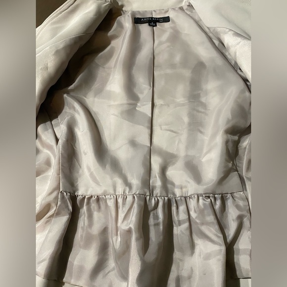 Anne Klein suit size 4 great condition gray green color - Picture 7 of 12